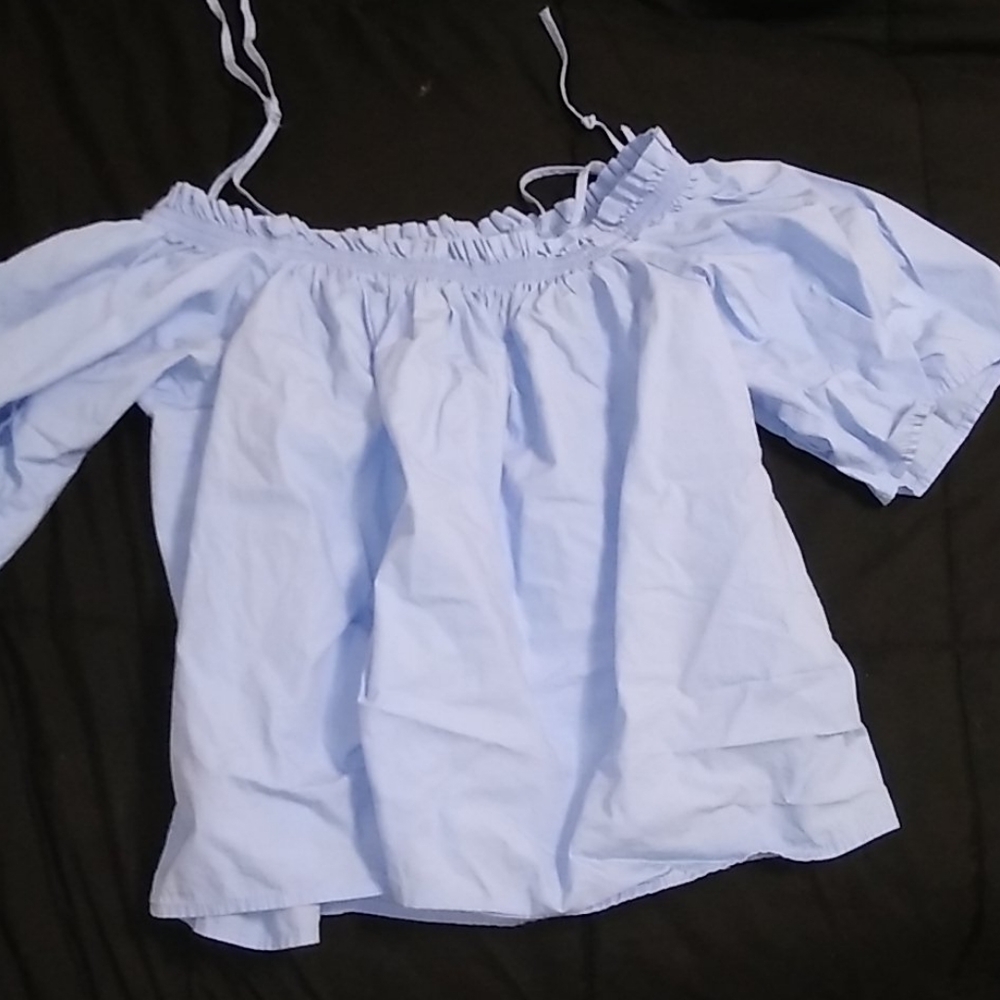 Baby blur crop off shoulder top